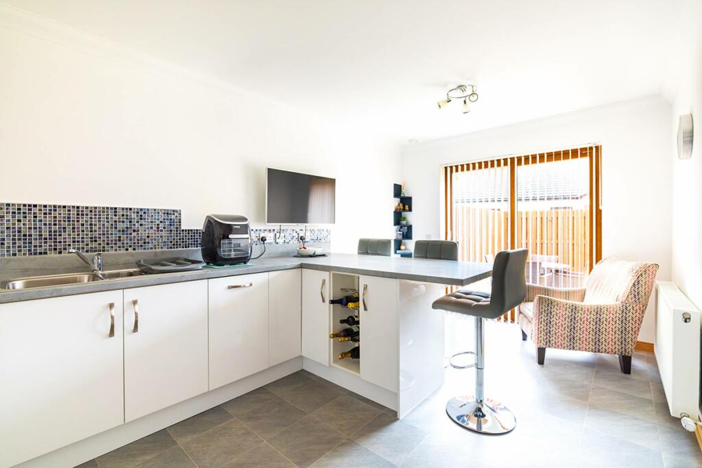 Additional property image - 6 Kessock Road, Buckie, AB56 1GR