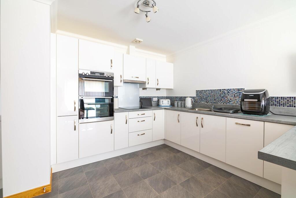 Additional property image - 6 Kessock Road, Buckie, AB56 1GR