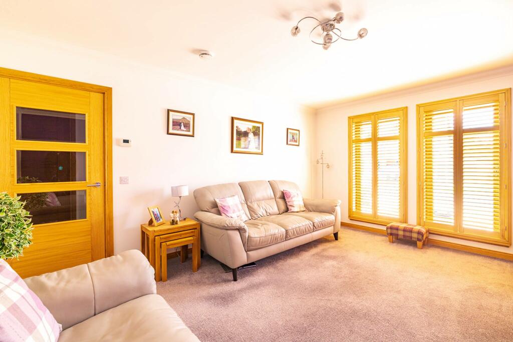 Additional property image - 6 Kessock Road, Buckie, AB56 1GR