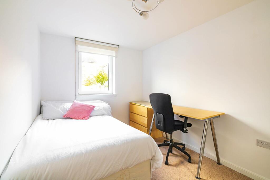 Additional property image - 32A Erroll Street, Aberdeen, AB24 5TP