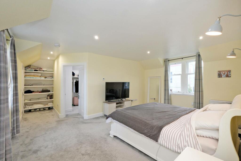 Additional property image - Norwood, 11 Seafield Place, Cullen, AB56 4TE