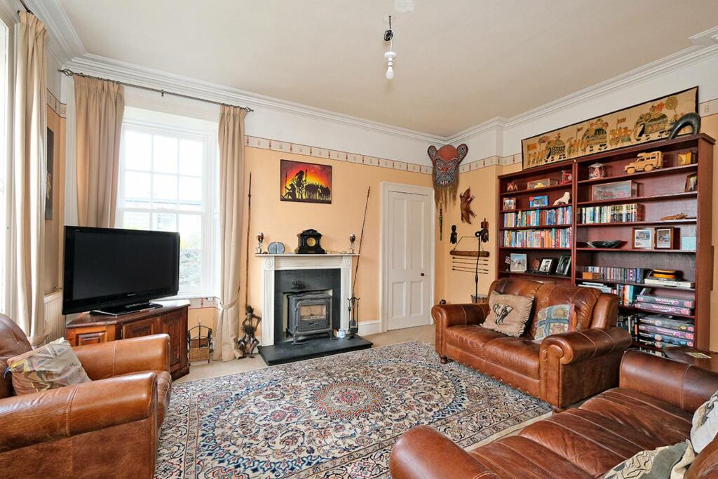 Additional property image - Easter Villa, School Road, Fordyce, Banff, AB45 2SJ