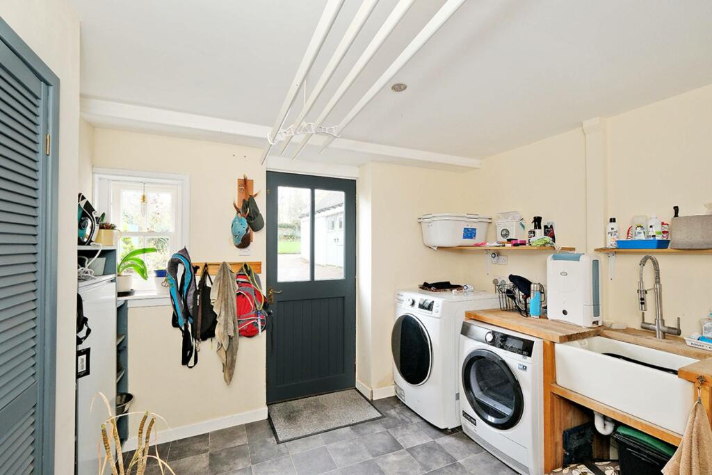 Additional property image - Easter Villa, School Road, Fordyce, Banff, AB45 2SJ