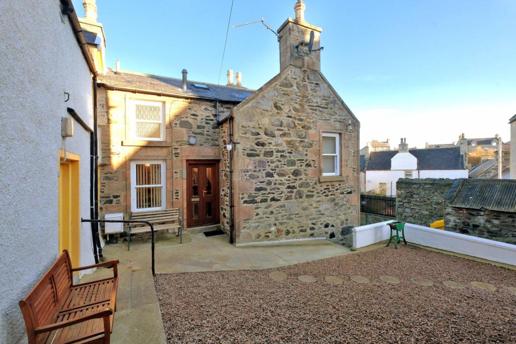 Main image of property: 31-33 North High Street, Portsoy, Banff, AB45 2PA