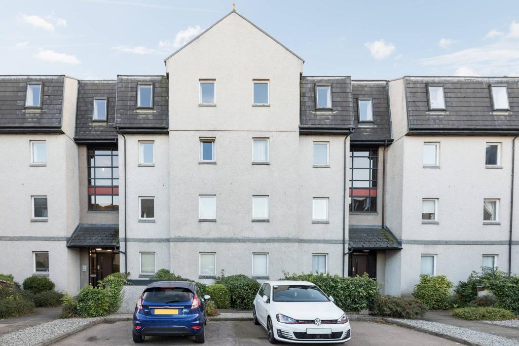 2 bedroom flat for sale in 31 Gairn Mews Gairn Terrace, , Aberdeen