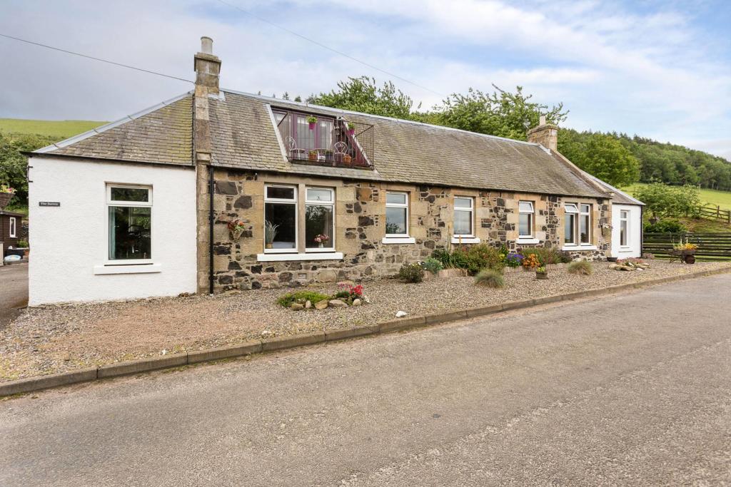 4 bedroom detached house for sale in The Barony Logie Farm, Newburgh