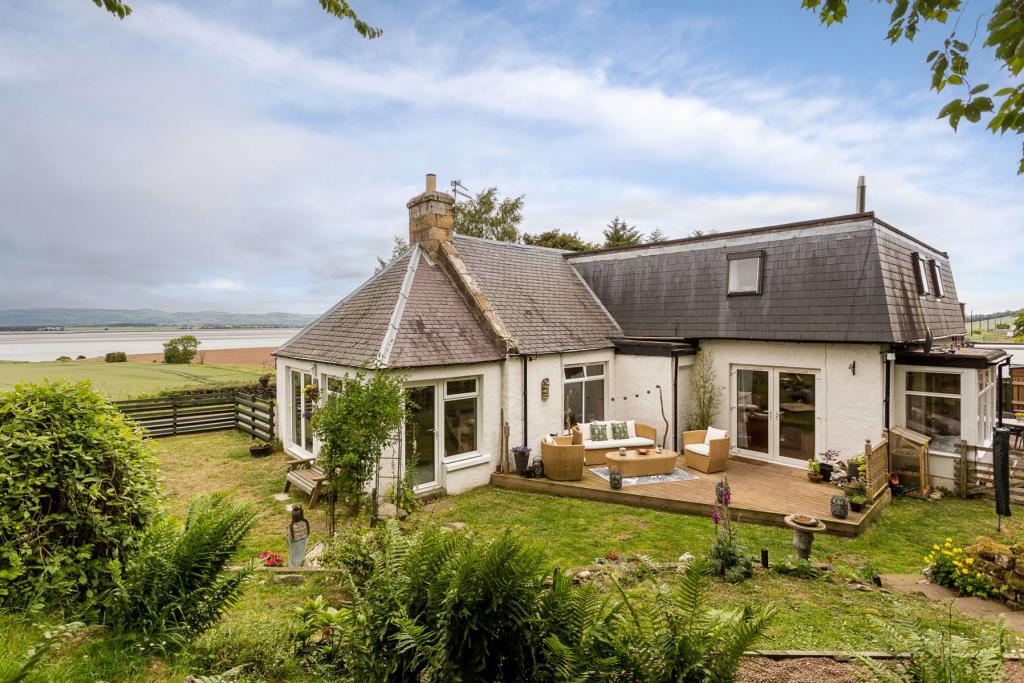4 bedroom detached house for sale in The Barony Logie Farm, Newburgh
