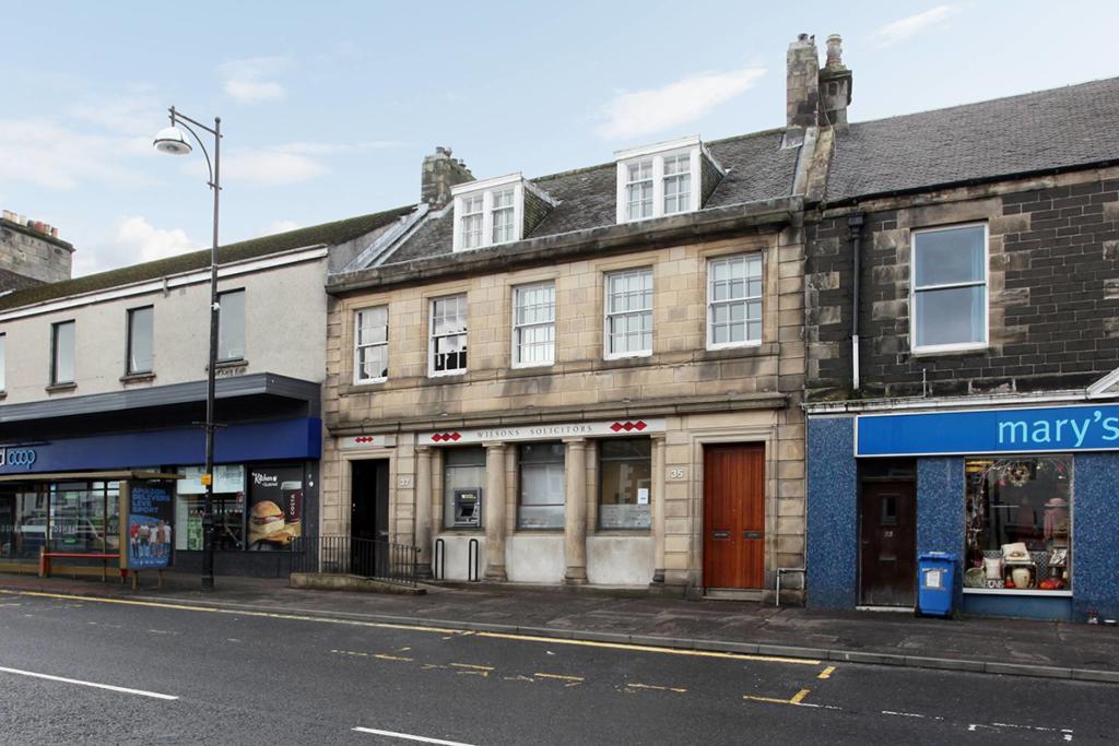 5 bedroom town house for sale in Bank House High Street, Inverkeithing