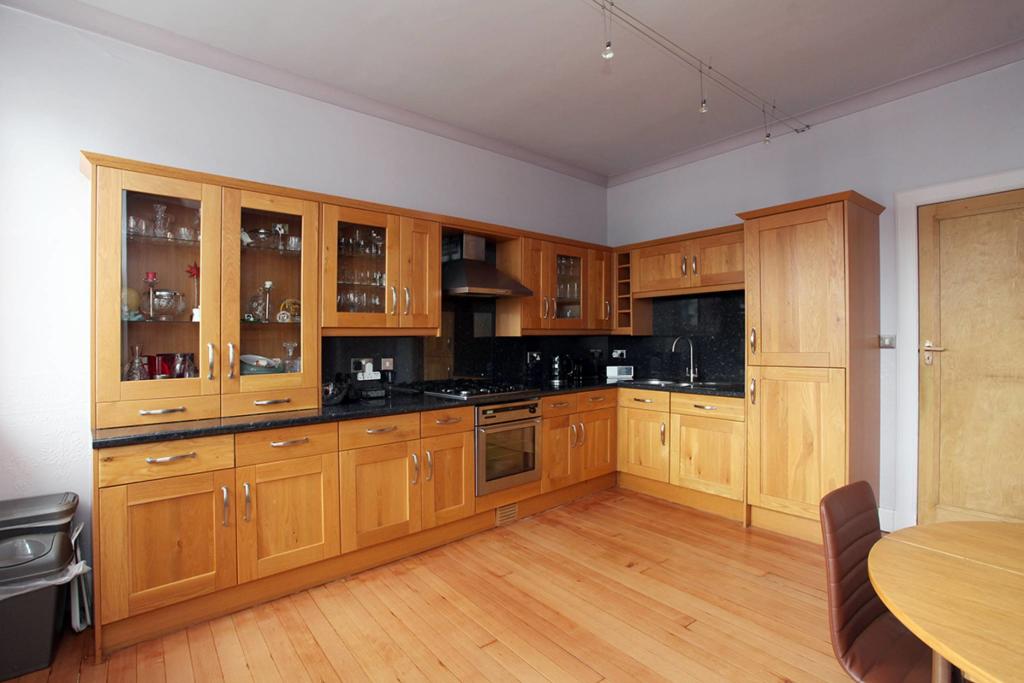 5 bedroom town house for sale in Bank House High Street, Inverkeithing