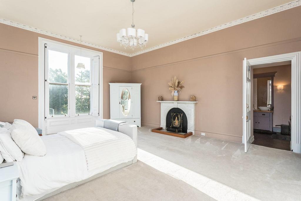 Additional property image - 1 and 2 Fernlea Forfar Road, Arbroath, DD11 3RA