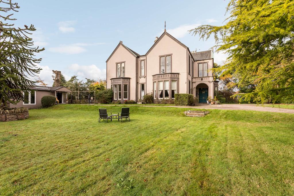 Additional property image - 1 and 2 Fernlea Forfar Road, Arbroath, DD11 3RA