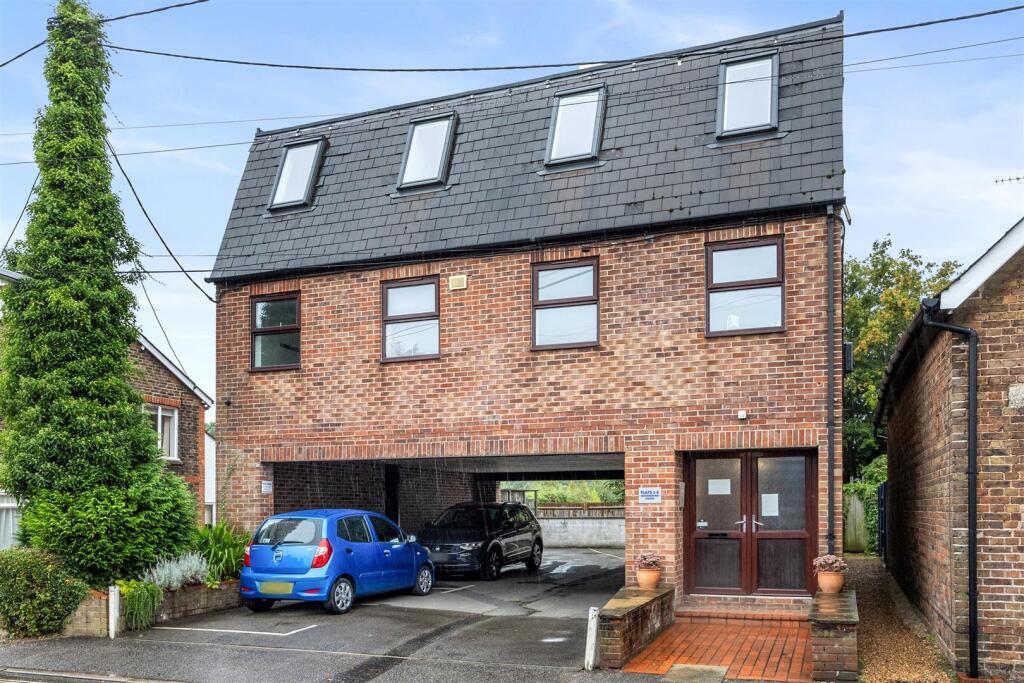Main image of property: Billingshurst