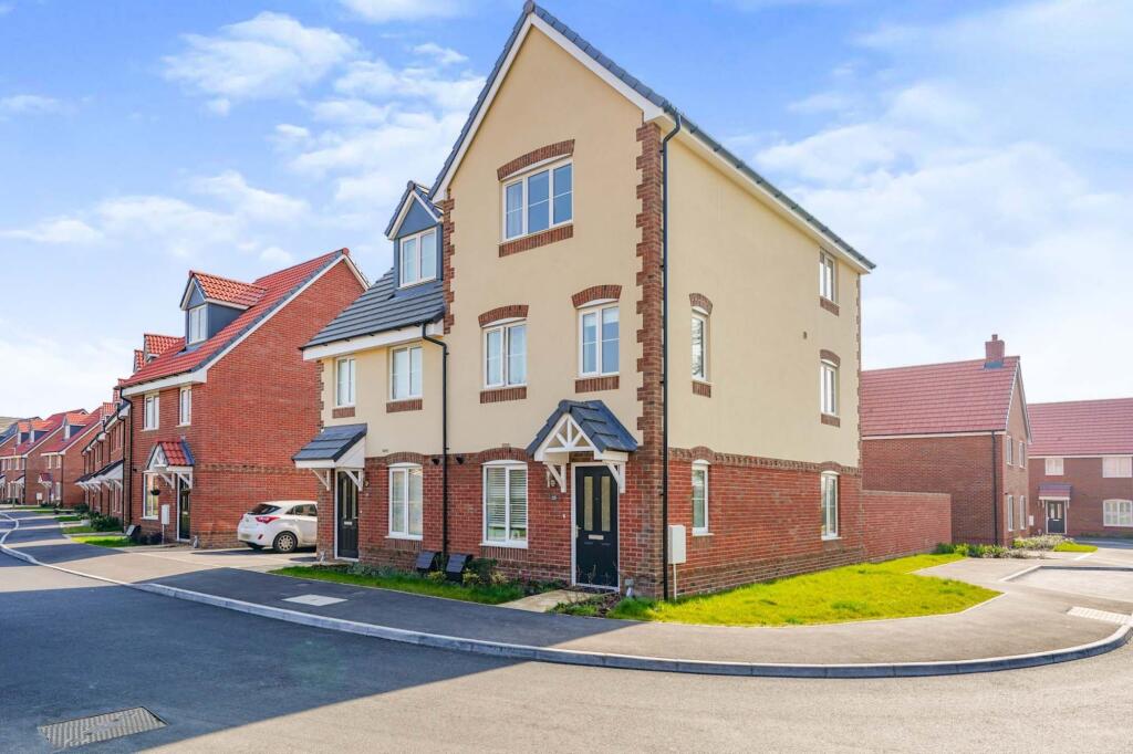 Main image of property: Linnet Grove, DIDCOT