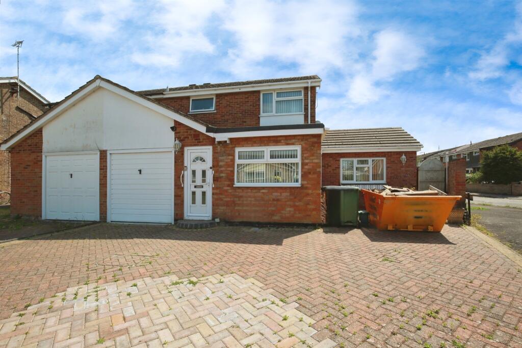 Main image of property: Sint Niklaas Close, ABINGDON