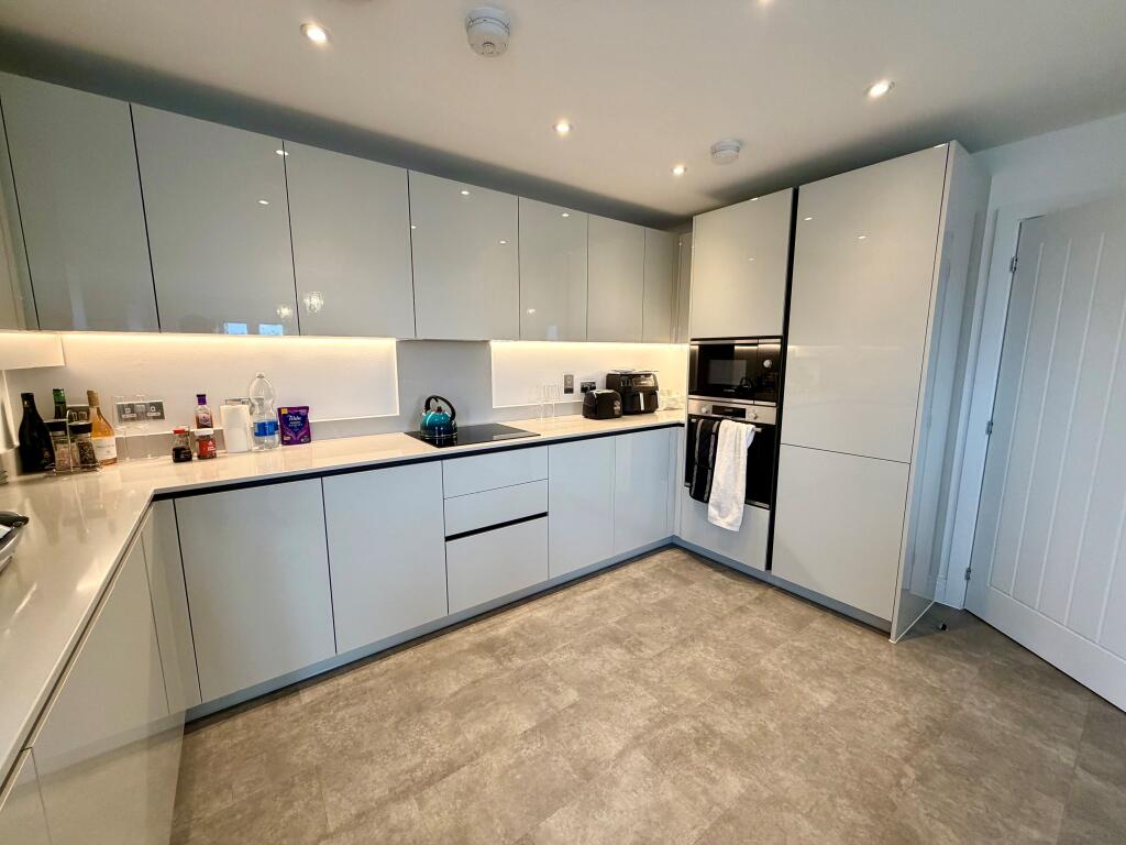 Main image of property: Dinmore Way, DIDCOT