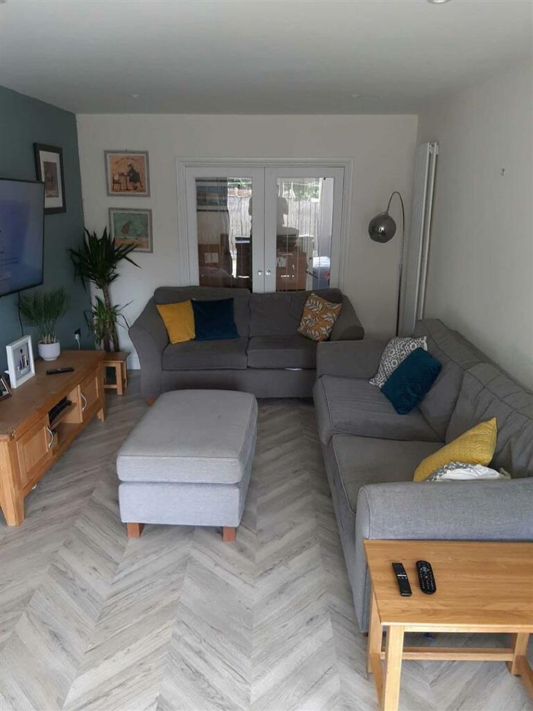 Hillock Lane, Gresford