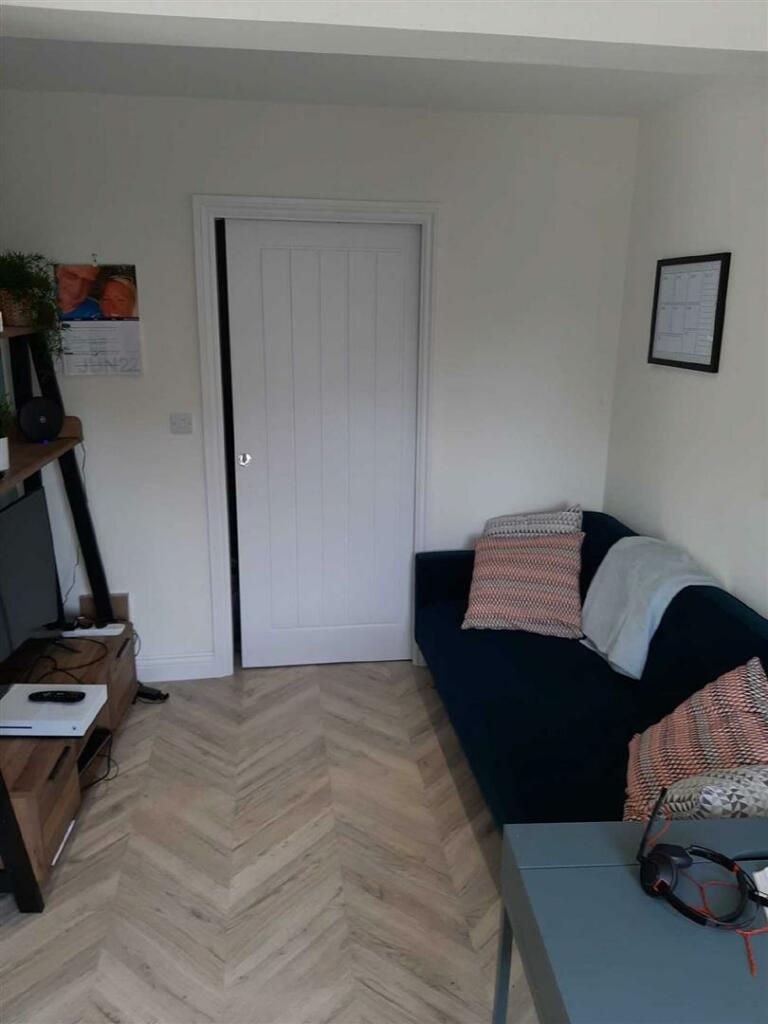 Hillock Lane, Gresford