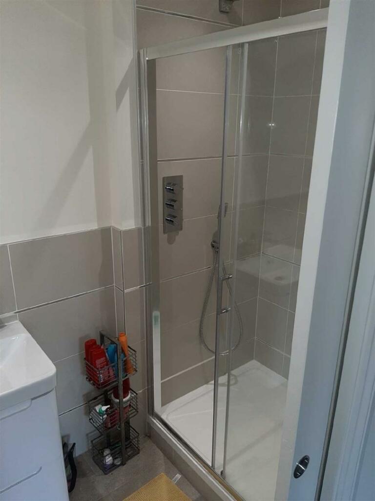 Hillock Lane, Gresford