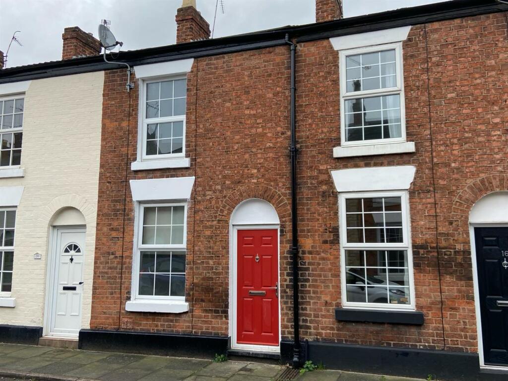 2 bedroom terraced house for rent in Walter Street, Chester, CH1