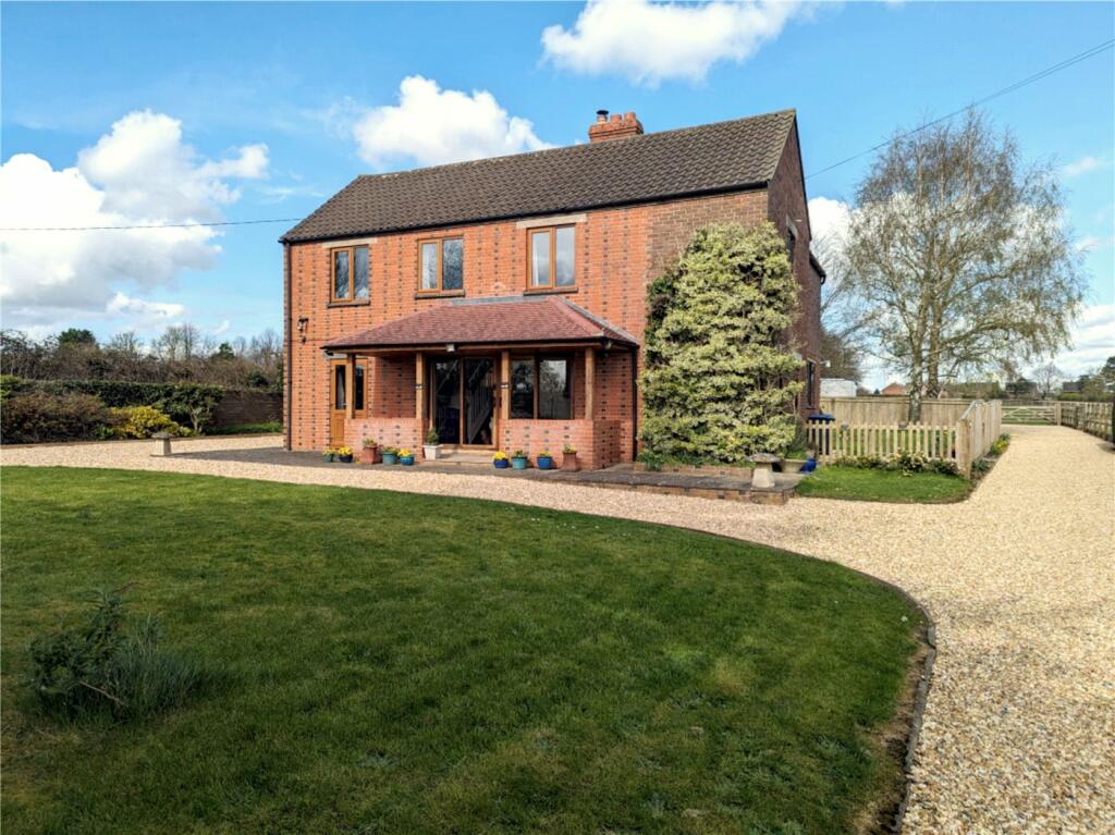 5 bedroom detached house for sale in Drove Lane, Market Lavington
