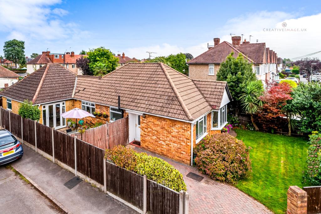 3 bedroom detached bungalow for sale in 38a Ashford Avenue, , Ashford