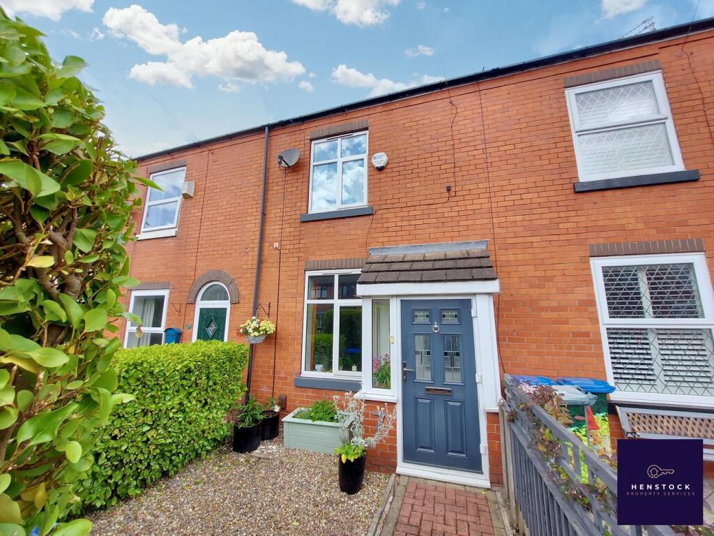 2 bedroom terraced house for sale in Green Street, Middleton