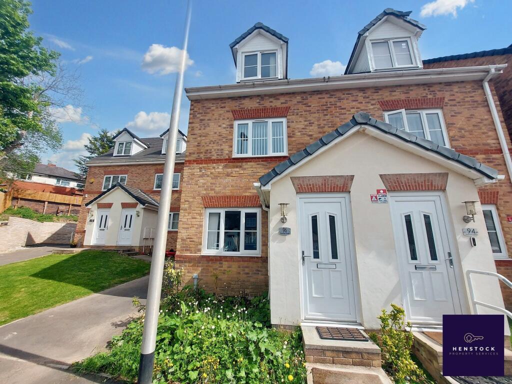 Main image of property: Boarshaw Clough, Middleton, Manchester, M24