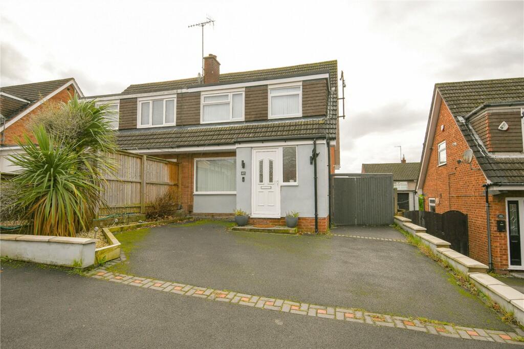 3 bedroom semidetached house for sale in Davenham Avenue, Prenton