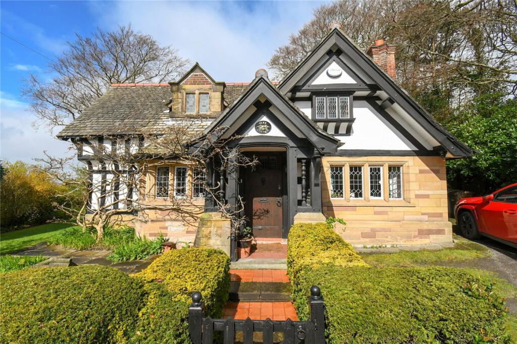 3 bedroom detached house for sale in Eleanor Road, Bidston, Wirral, CH43