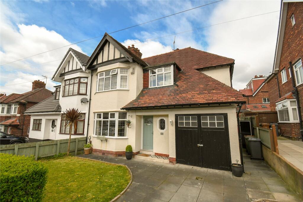 3 bedroom semidetached house for sale in Waterpark Road, Prenton