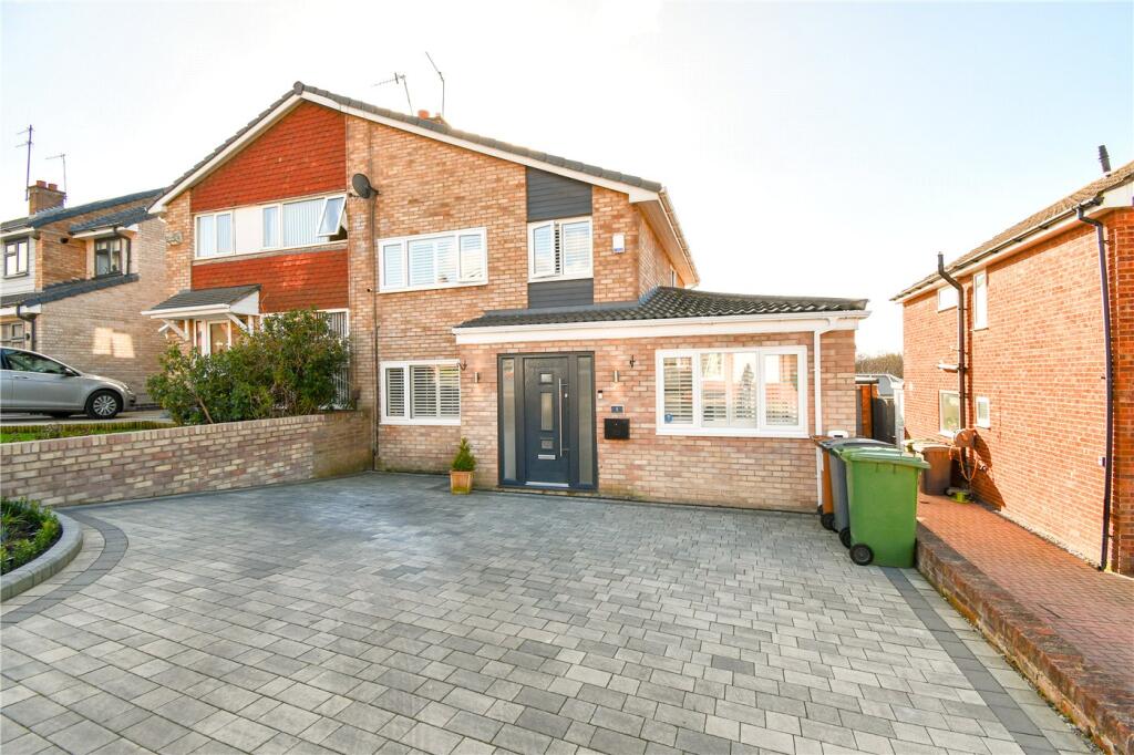 3 bedroom semi-detached house