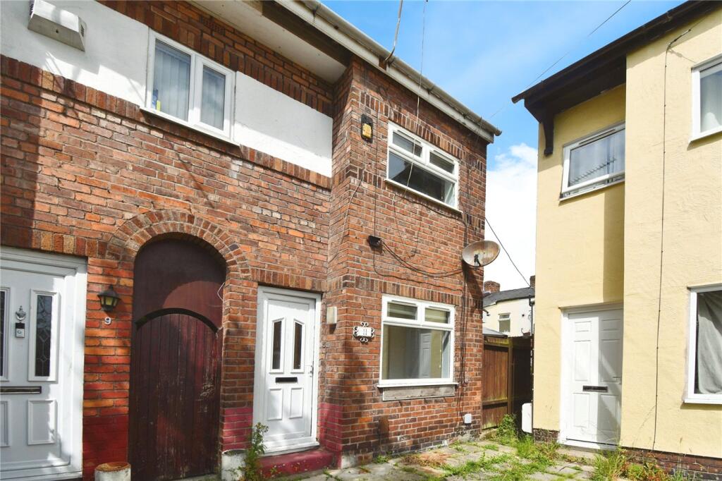 2 bedroom end of terrace house