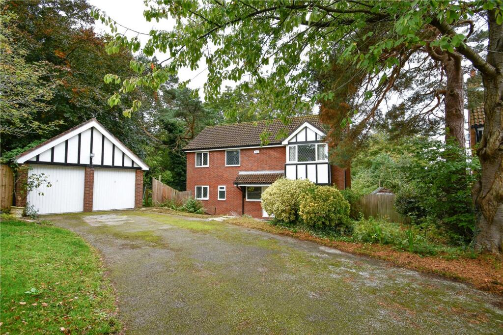 Main image of property: The Lawns, Prenton