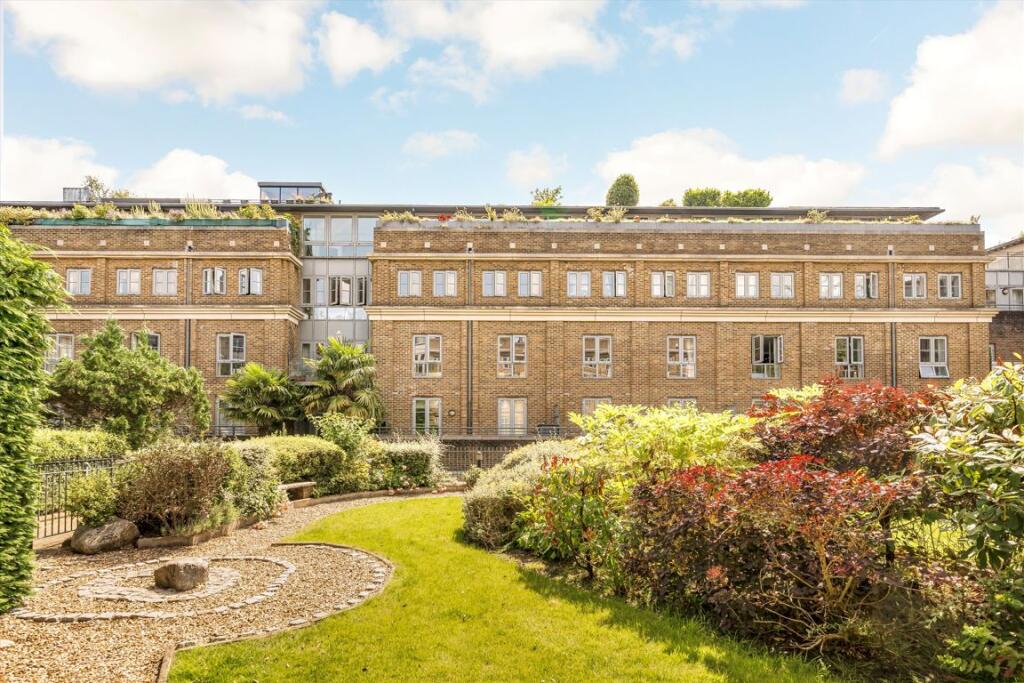 Main image of property: Essex Road, Islington