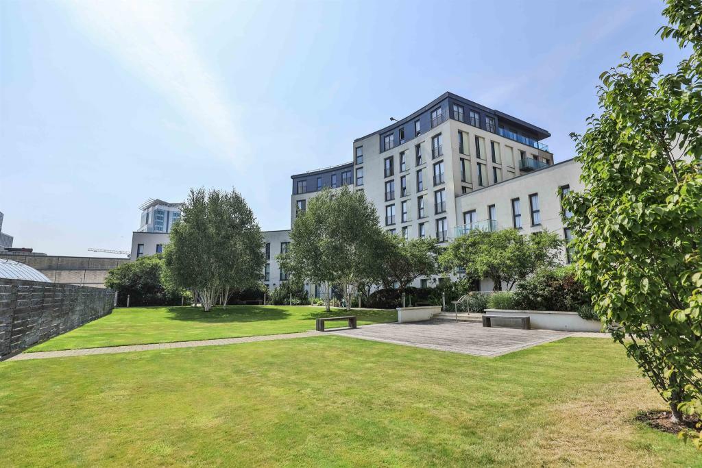 Main image of property: Hayes Apartments, City Centre, Cardiff