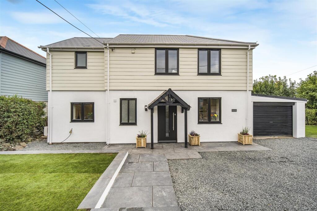 Main image of property: Coastal House, Slon Lane, Ogmore-By-Sea