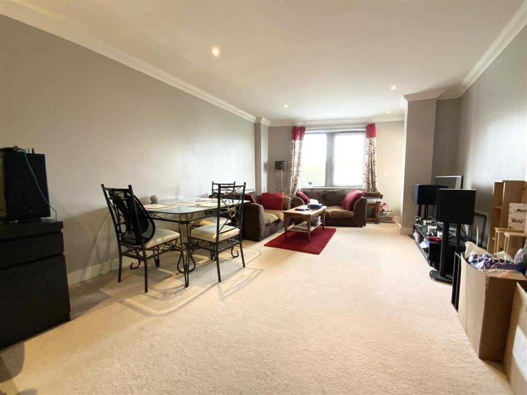 Main image of property: St Stephens Mansions, Cardiff Bay