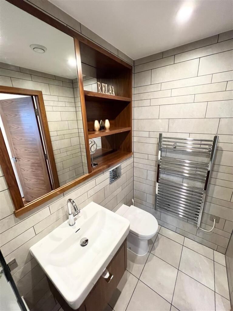 Main image of property: The Hayes, Cardiff