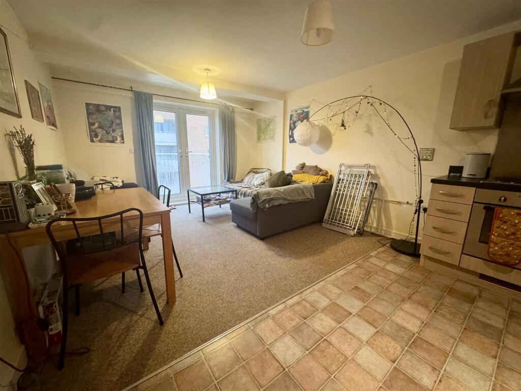 Main image of property: Overstone Court, Cardiff Bay