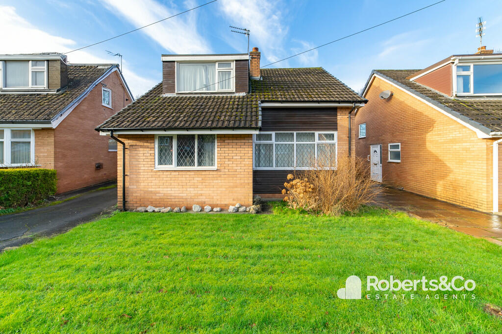 4 bedroom detached house for sale in Pope Walk, Penwortham, PR1