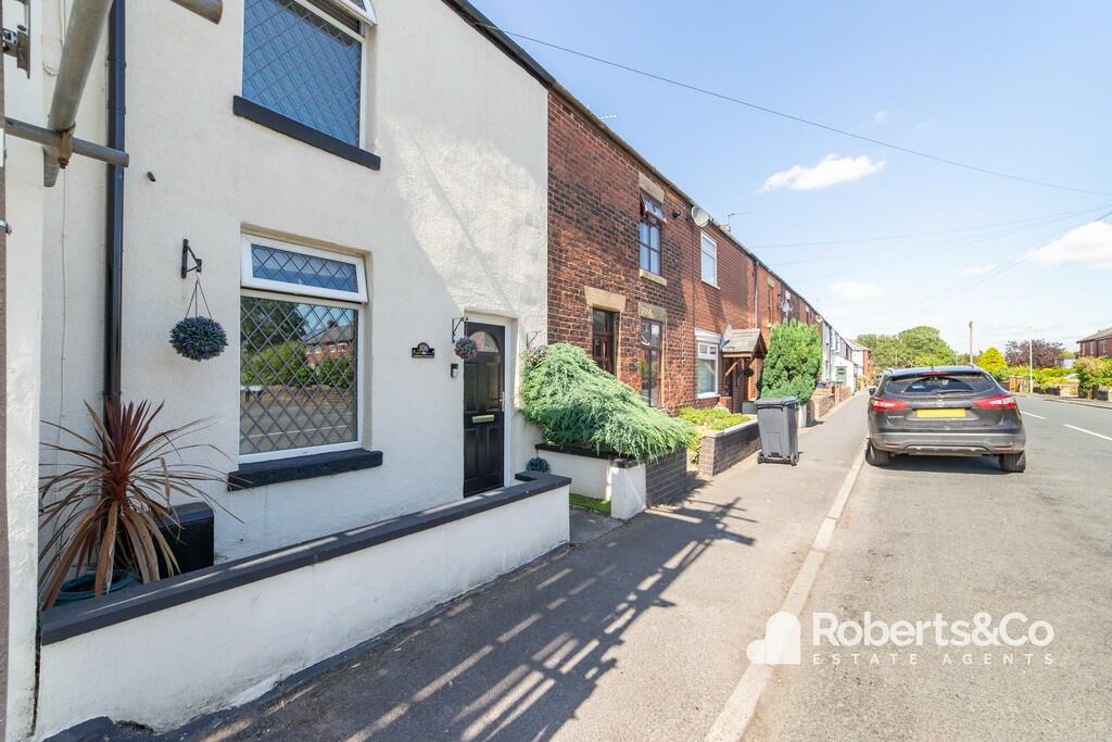 2 bedroom end of terrace house for sale in Liverpool Old Road, Walmer Bridge, PR4