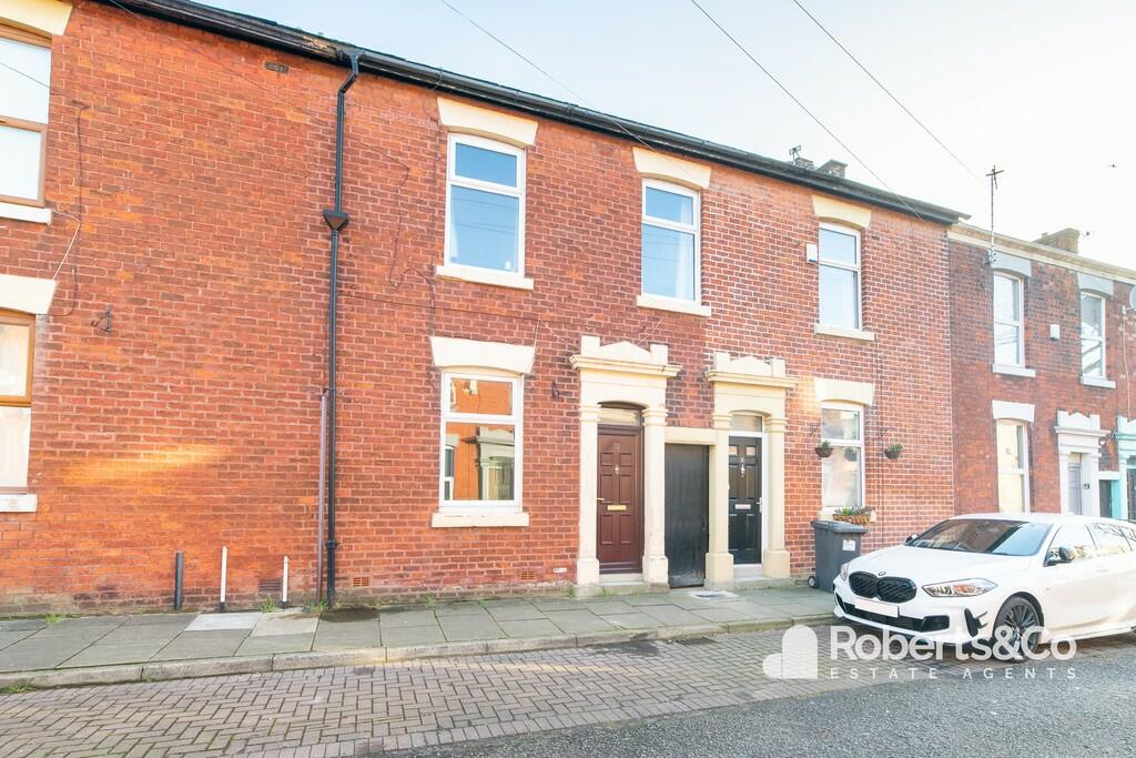 3 bedroom terraced house for sale in Elgin Street, Preston, PR1
