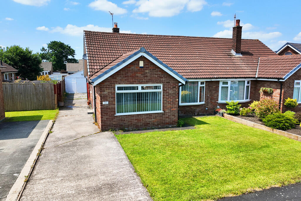 Main image of property: Franklands, Longton