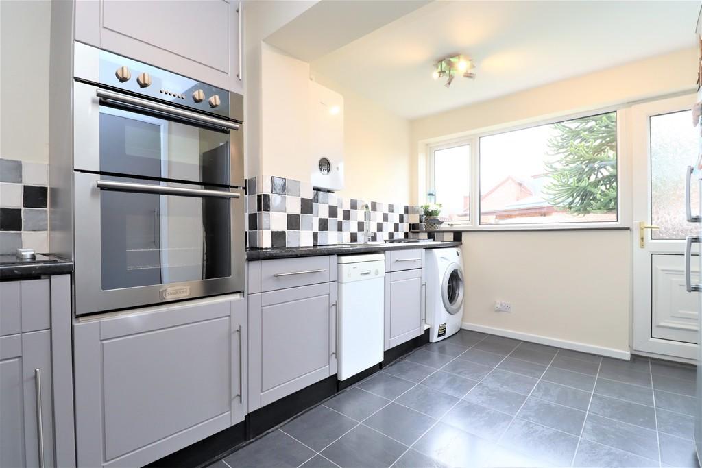 3 bedroom semidetached house for sale in Fitchfield, Penwortham , PR1