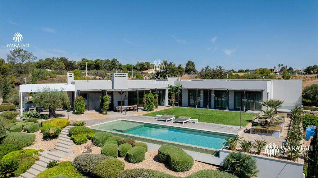 Main image of property: Porches, Algarve