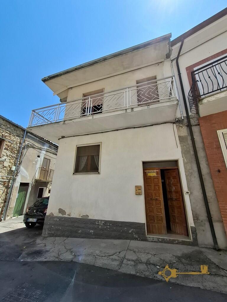 Main image of property: Carpineto Sinello, Chieti, Abruzzo