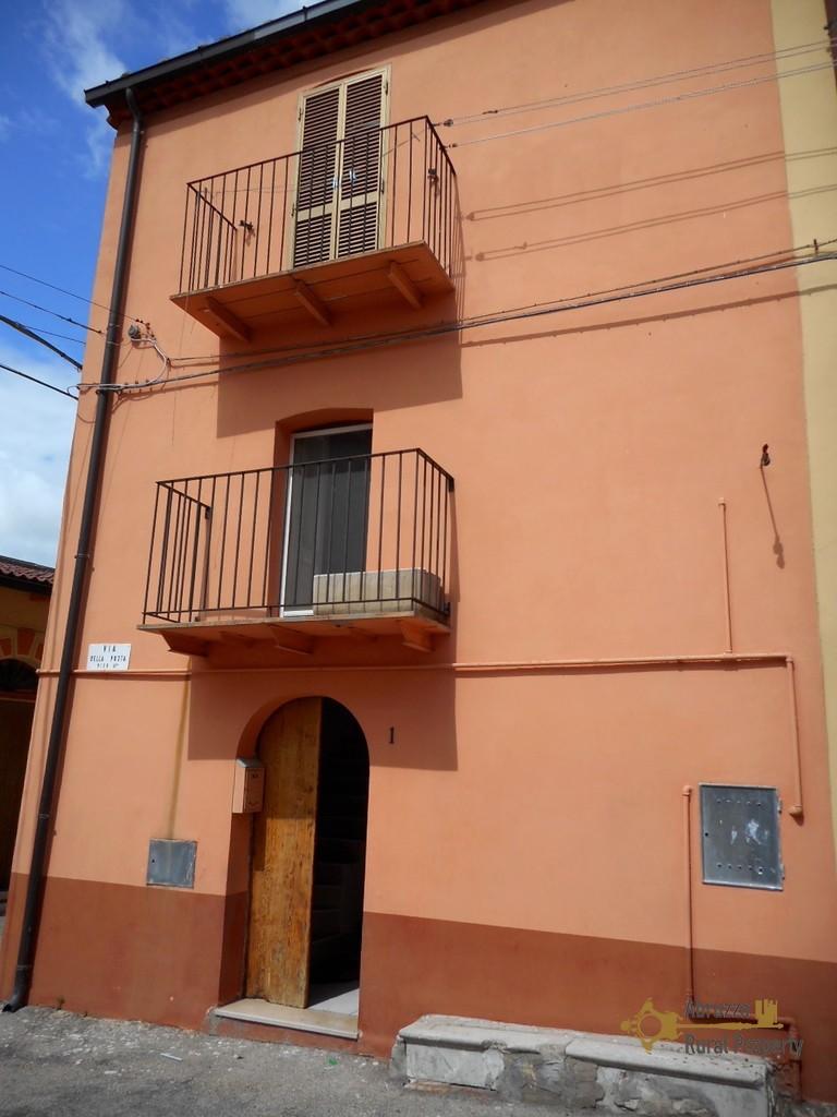 3 bedroom town house for sale in Mafalda, Campobasso, Molise, Italy