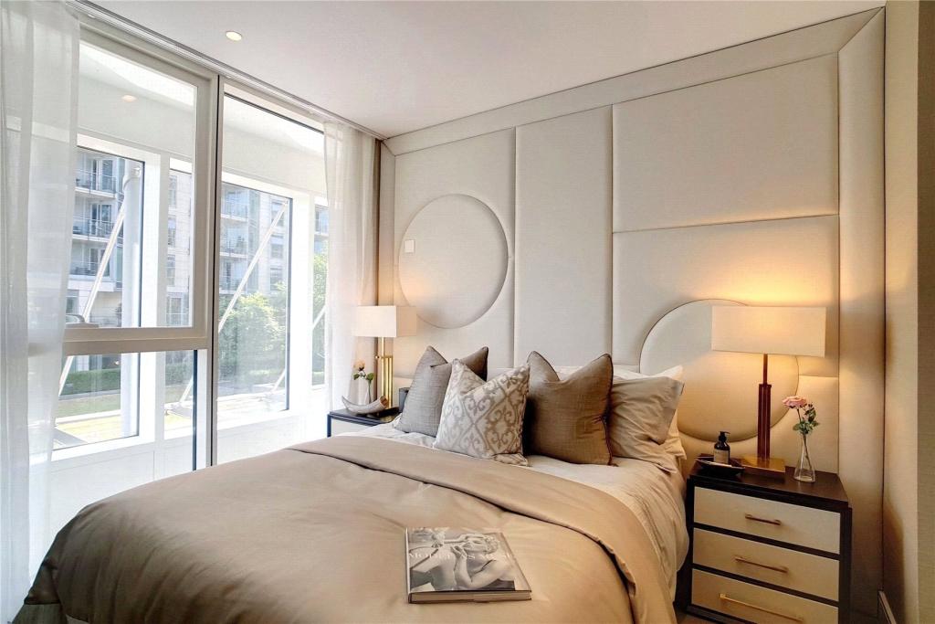 Battersea Reach,Master Bedroom