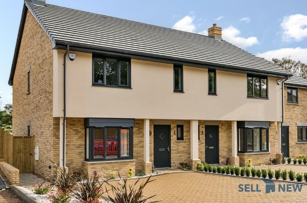 4 bedroom semidetached house for sale in **HIGH SPECIFICATION OF