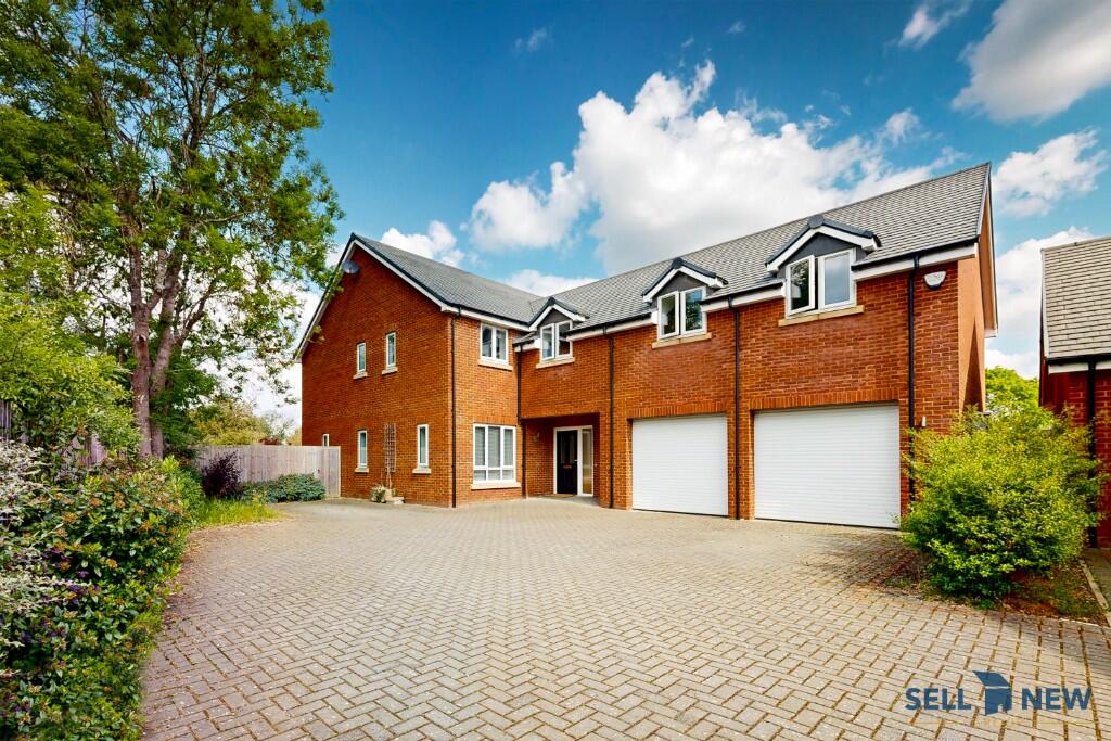Main image of property: **CORNOR PLOT, IN SHOW HOME CONDITION** Swallow Close, Olney, Buckinghamshire, MK46